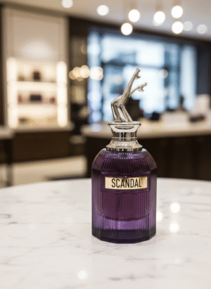 سكاندل إنتنس (Scandal Intense) النسائي من العلامة التجارية جان بول غوتييه (Jean Paul Gaultier).